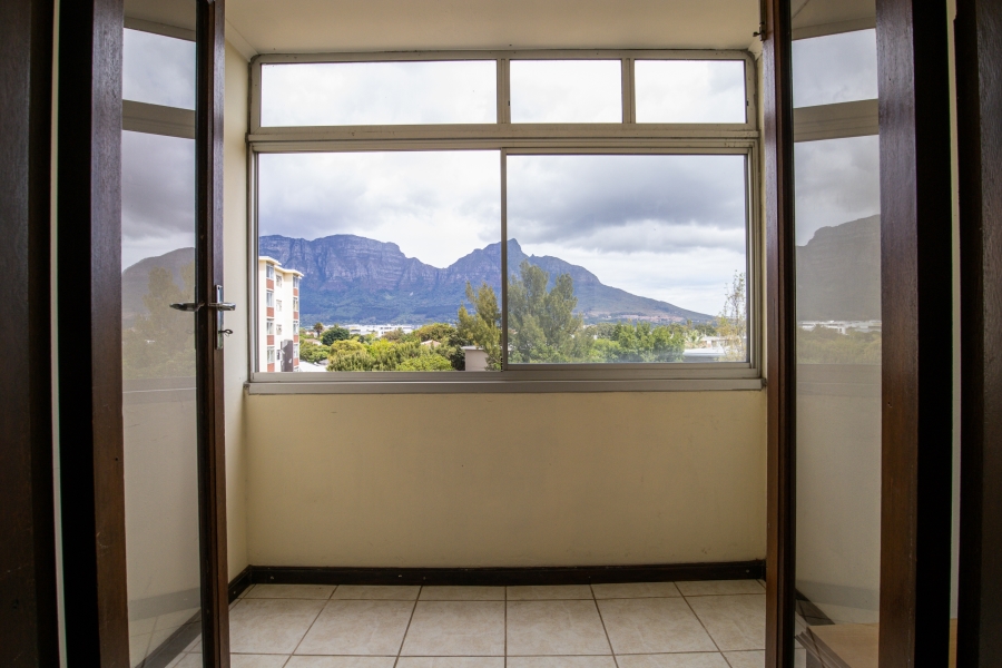 To Let 2 Bedroom Property for Rent in Claremont Western Cape
